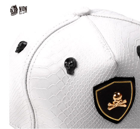 Vintage Style Faux Snakeskin Snapback with Metal Plate Detail Vintage Style Faux Snakeskin Snapback with Metal Plate Detail