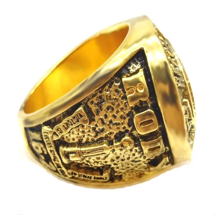 1922_Kansas_Jayhawks_Helms_Basketball_Champs_ROBY_replica_ring_1596096975511_2.jpg_w720.webp