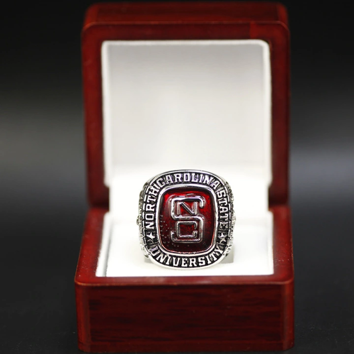 1974_North_Carolina_State_Wolfpack_THOMPSON_NCAA_ring_1598691057376_0.jpg_w720-1.webp