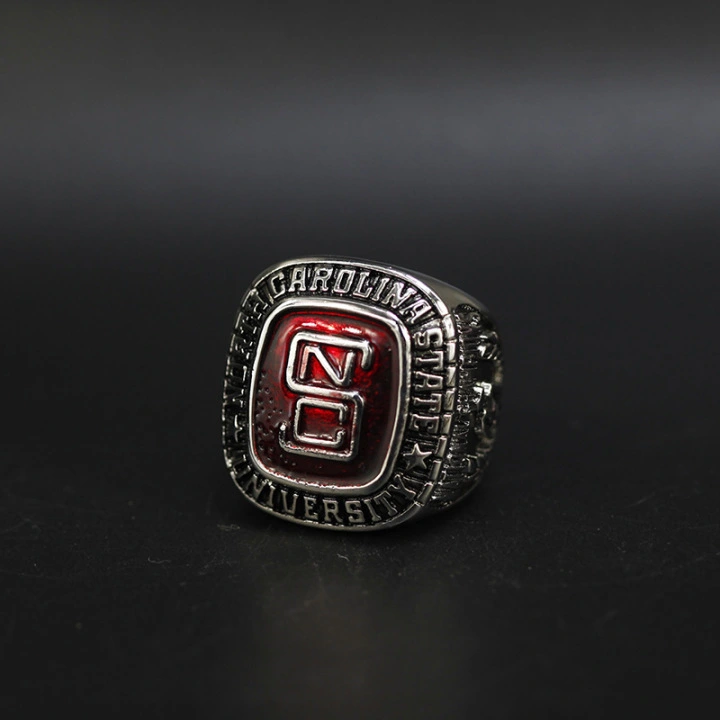 1974_North_Carolina_State_Wolfpack_THOMPSON_NCAA_ring_1598691057376_1.jpg_w720-1.webp