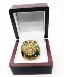 1999 Southern Miss Golden Eagles championship ring – NCAA National Football champion ring