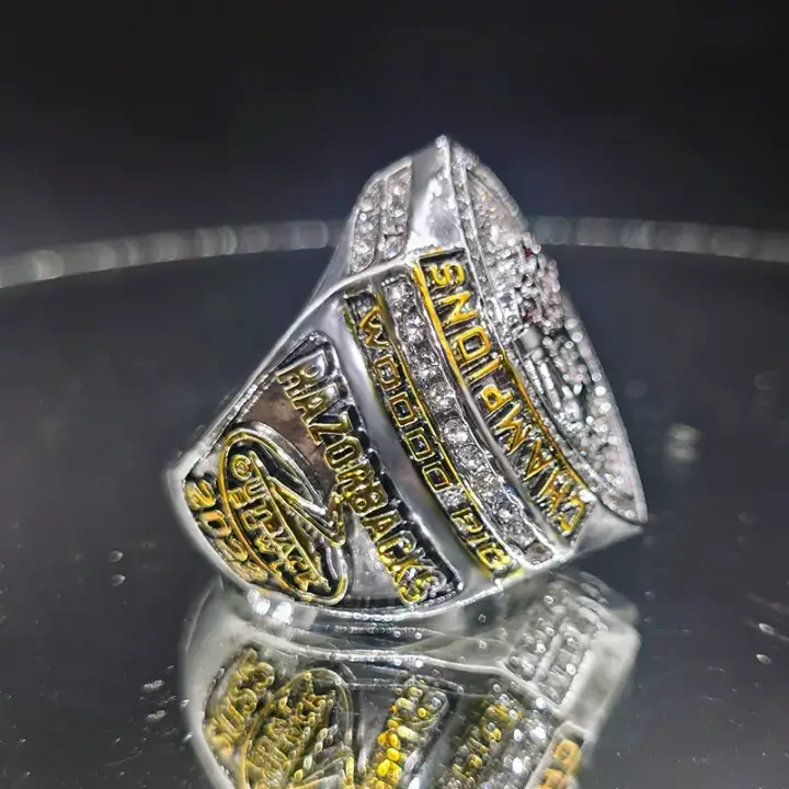 2022 Arkansas Razorbacks championship ring – NCAA Track champion ring