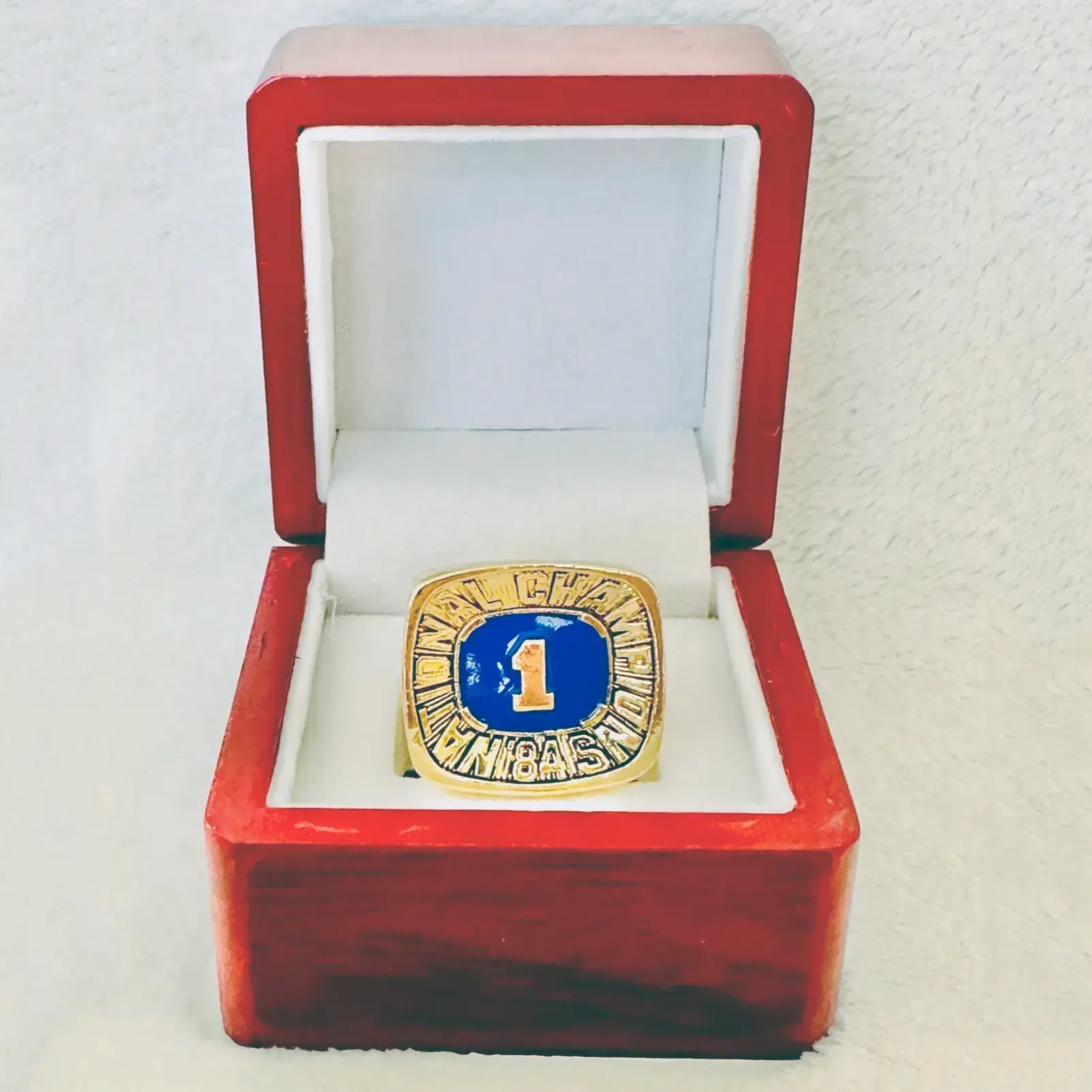 1984 Brigham Young University championship ring – BYU Cougars NCAA National champion ring