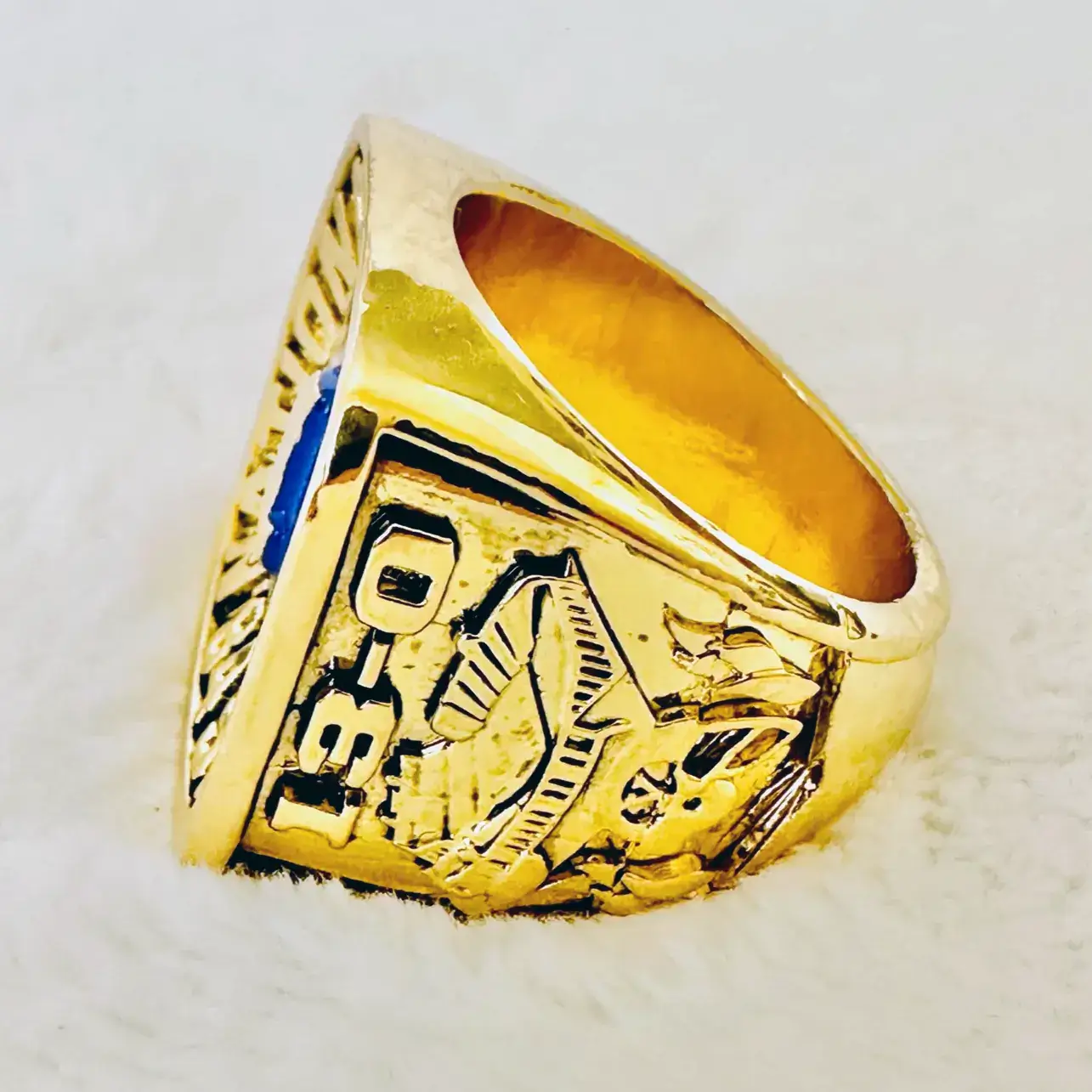 1984 Brigham Young University championship ring – BYU Cougars NCAA National champion ring