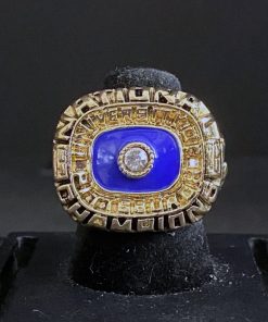 1976 University of Pittsburgh Panthers championship ring – NCAA National champion ring
