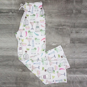 Cocktail Print Pajamas, Margarita Trendy Pajamas for Her, Valentines Gift, Galentines pJs, Alcohol Gift, Girls Weekend Outfit, Friend Gift