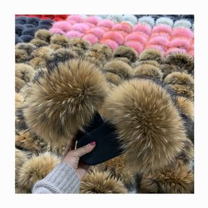 Stable Quality Real Raccoon  Soft  Natural Color Fluffy  Slippers  for Women