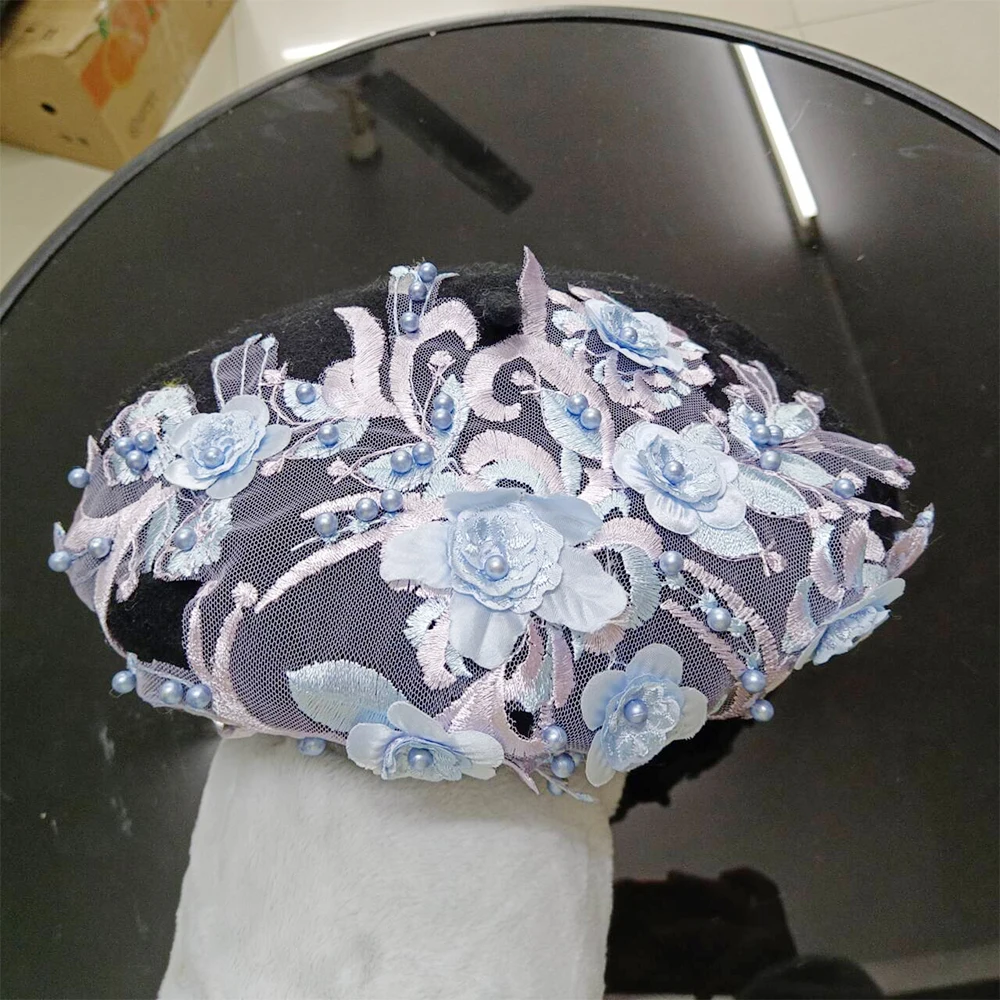 winter hat Beret red women wool three-dimensional flower lace applique beret retro elegant beret 베레모 winter hat Beret red women wool three-dimensional flower lace applique beret retro elegant beret 베레모