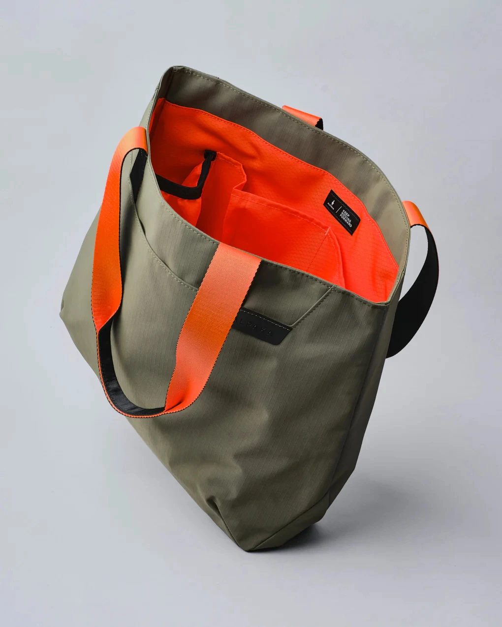 Eco-Friendly rPET Nylon Shoulder Bag Waterproof Tote Large Capacity Handbag 7