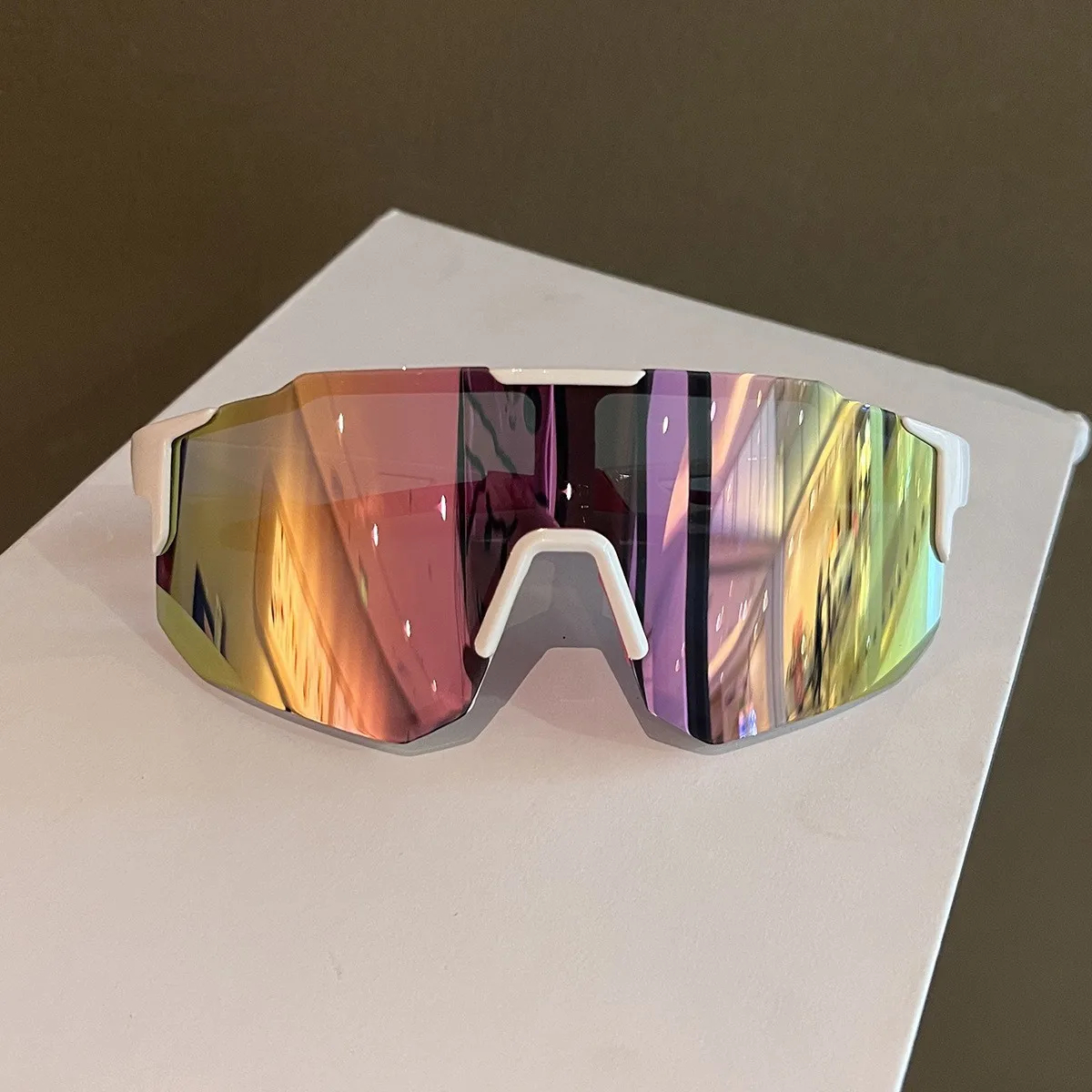 Custom Retro Sports Sunglasses 90s Essential