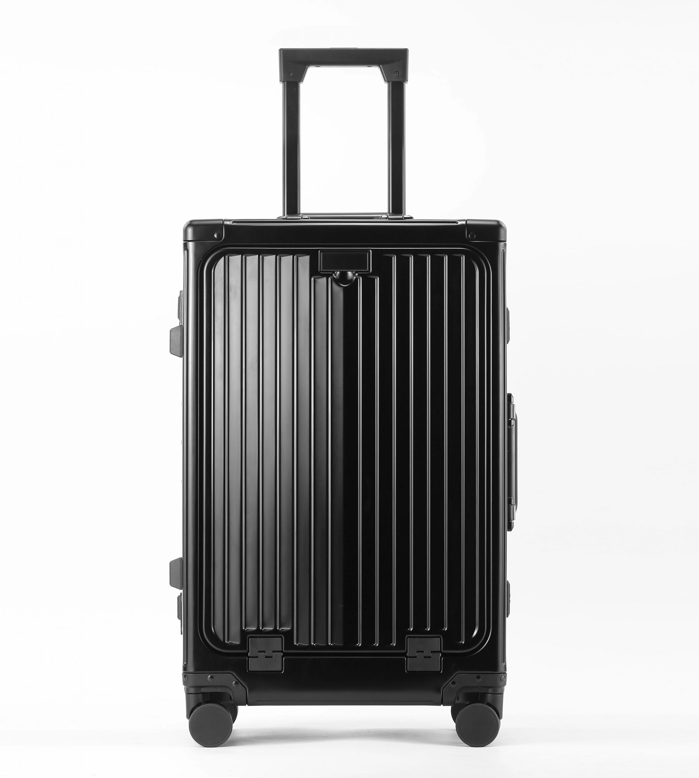 Aluminum carry-on luggage - Yield Essential