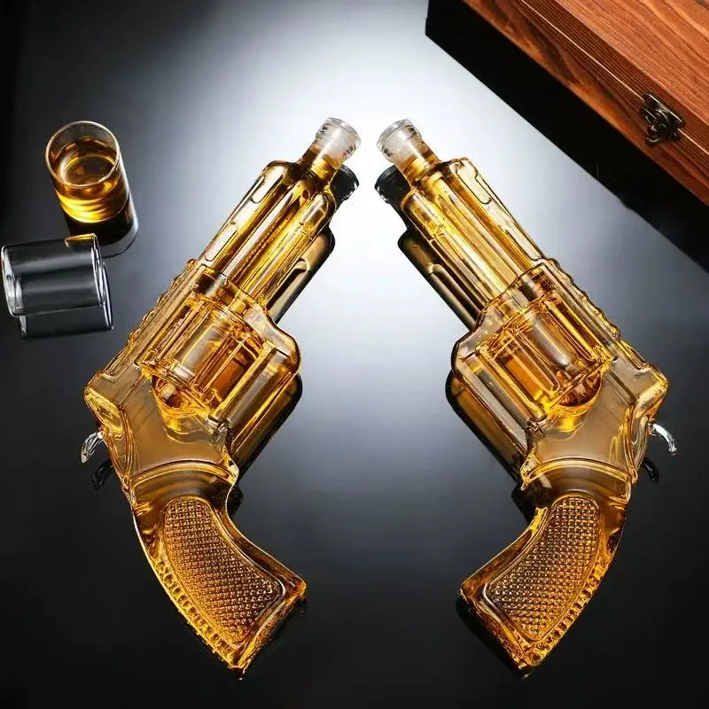 Whiskey decanter sets - Valor Essential